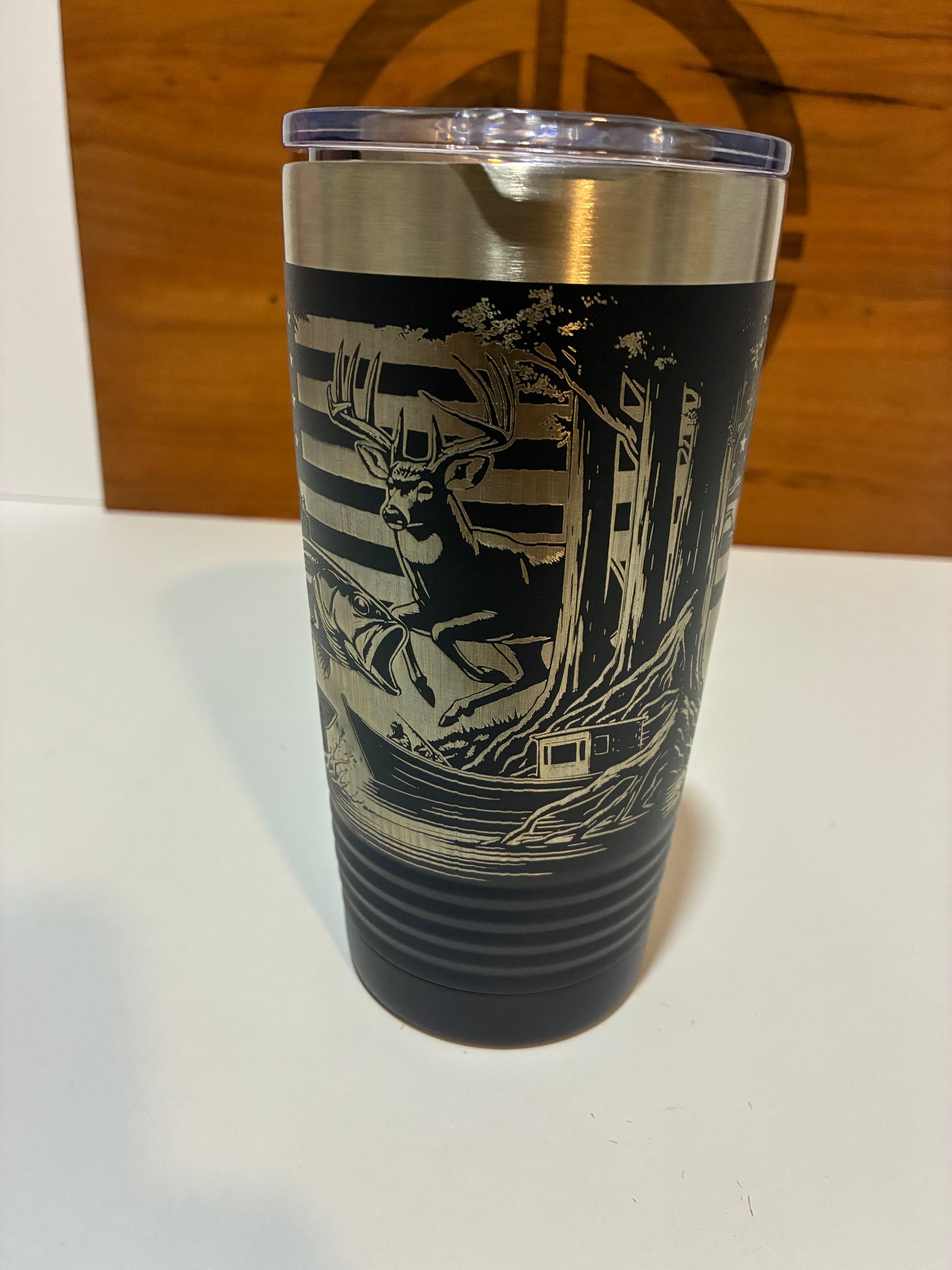 20oz Laser Engraved Fishing & Flag Tumbler – American Flag, Deer & Bass Design – Patriotic Gift for Outdoorsmen
