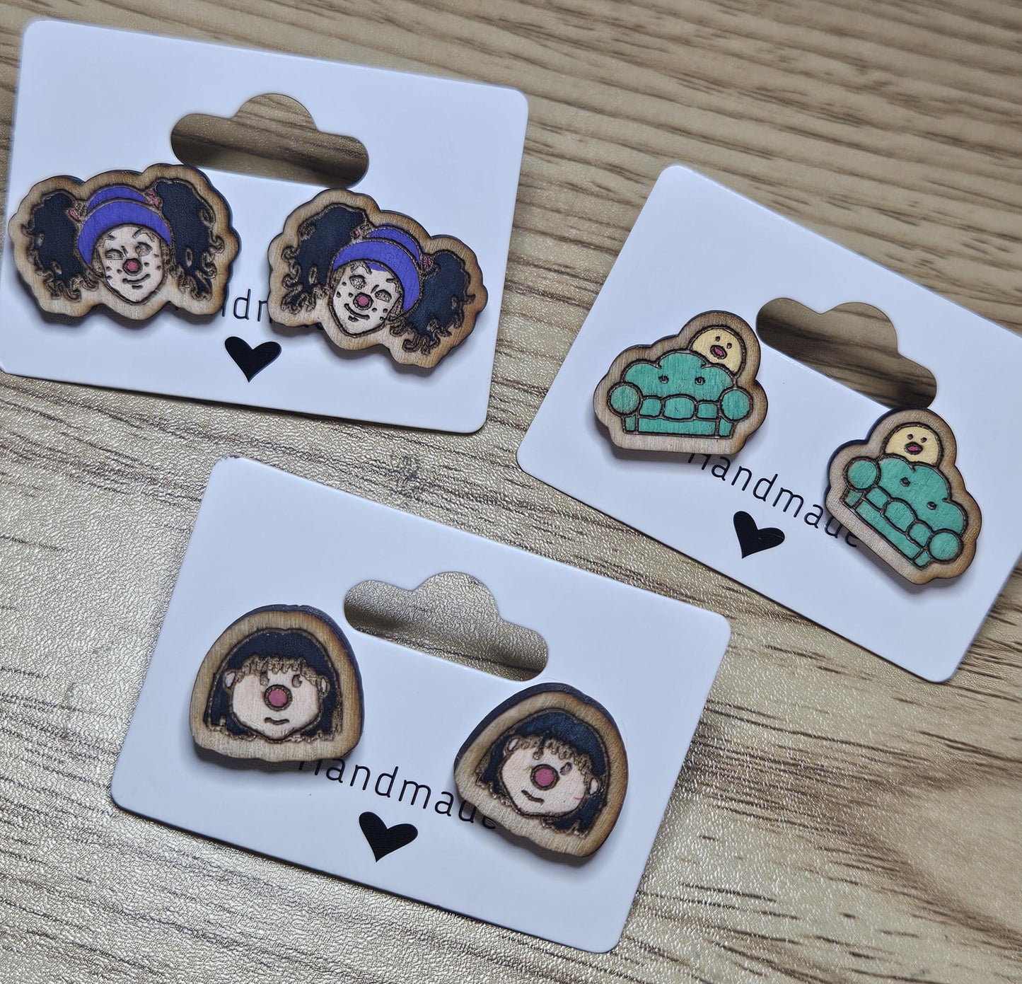 Retro Tv Shows, Kids Tv Shows, The Big Comfy, Molly Throwback Tv Show, 90's Retro Tv Shows, One-Sided Laser Engraved Wood Studd Earrings