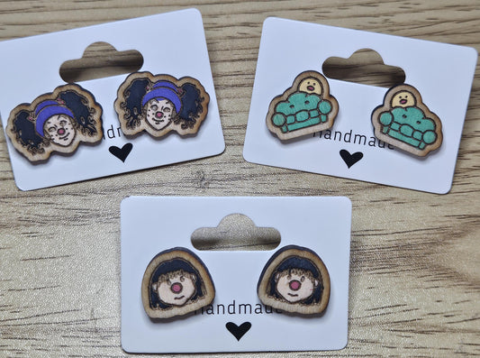 Retro Tv Shows, Kids Tv Shows, The Big Comfy, Molly Throwback Tv Show, 90's Retro Tv Shows, One-Sided Laser Engraved Wood Studd Earrings